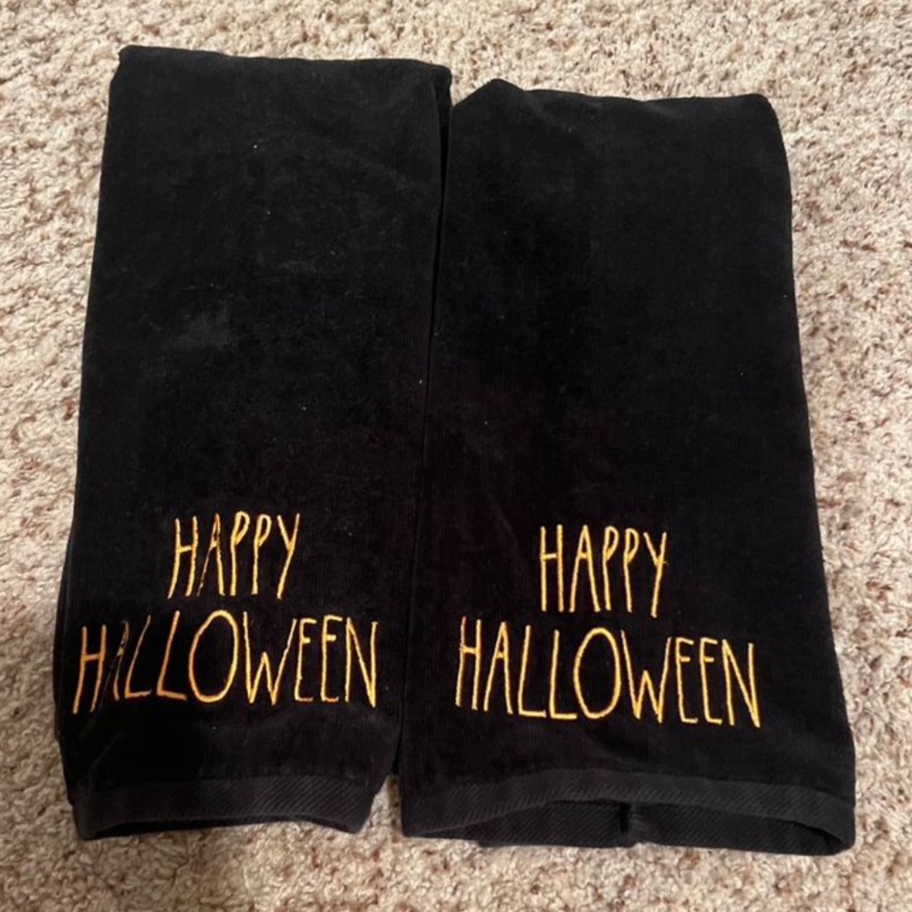 Rae Dunn Halloween Hand Towels